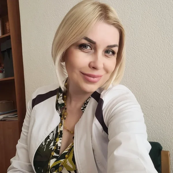 Фотография психолога Ларисы Коневой